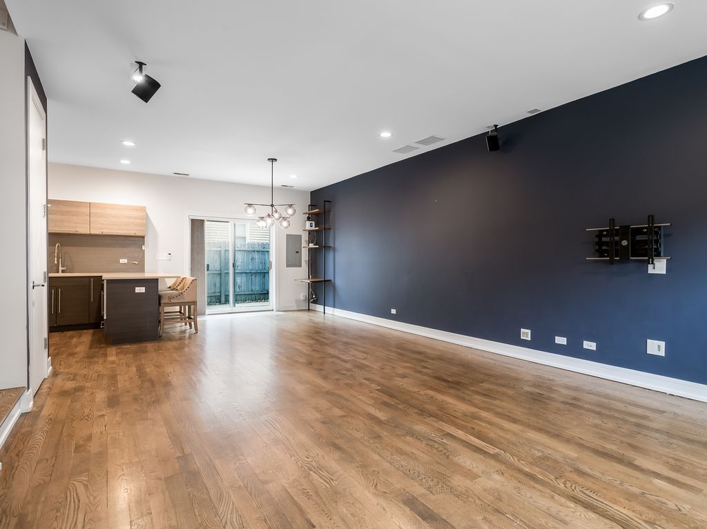 3573 W Wabansia Avenue, Chicago, IL 60647 — photo 5