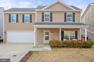 99 NATHANIEL DR, Charles Town, WV 25414