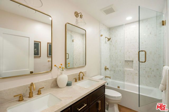 5103 Parkglen Avenue, Los Angeles, CA 90043