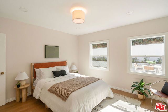 5103 Parkglen Avenue, Los Angeles, CA 90043