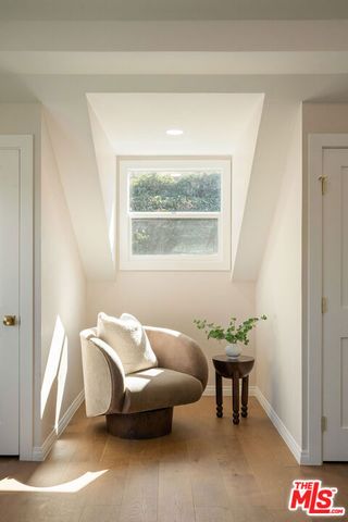 5103 Parkglen Avenue, Los Angeles, CA 90043