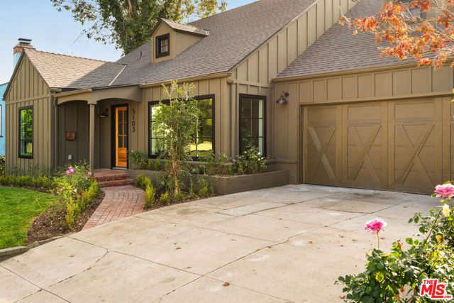 5103 Parkglen Avenue, Los Angeles, CA 90043