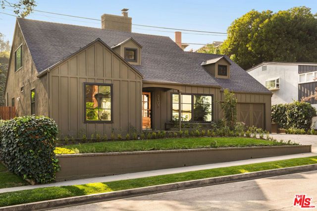 5103 Parkglen Avenue, Los Angeles, CA 90043