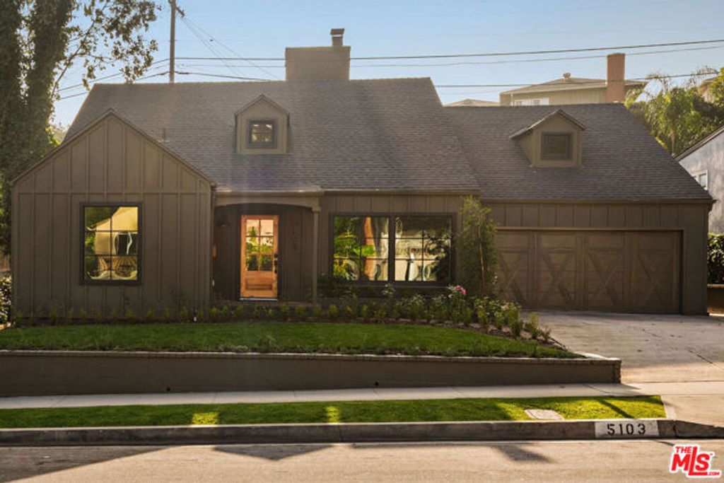 5103 Parkglen Avenue, Los Angeles, CA 90043
