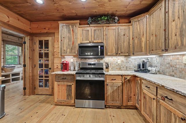 363 River Ridge Drive, Blue Ridge, GA 30513