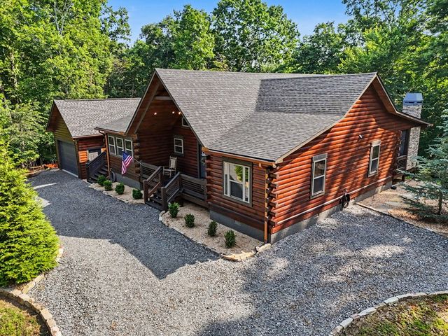 363 River Ridge Drive, Blue Ridge, GA 30513