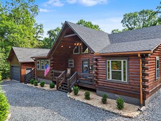 363 River Ridge Drive, Blue Ridge, GA 30513
