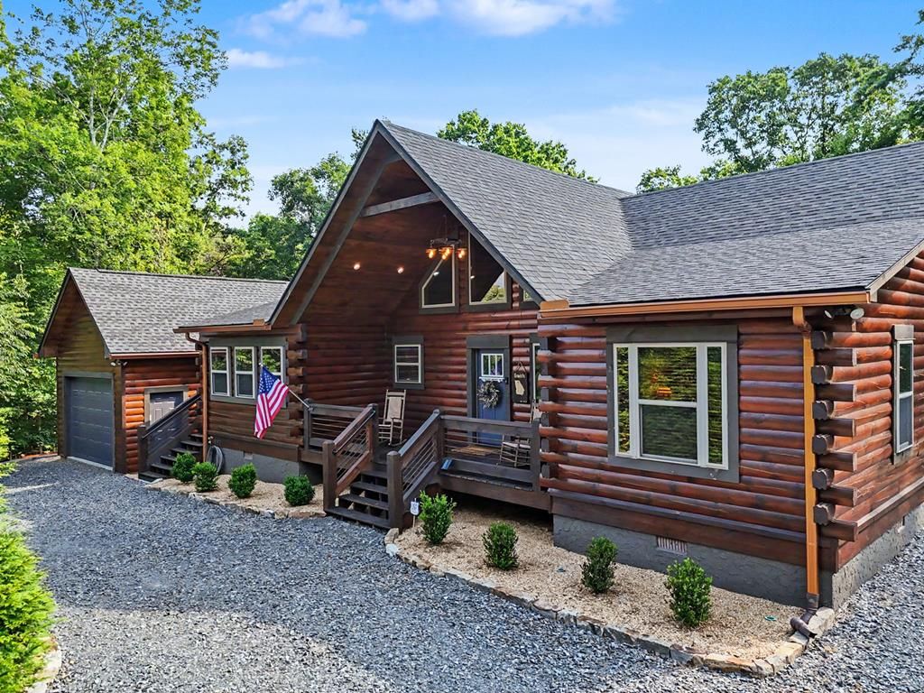 363 River Ridge Drive, Blue Ridge, GA 30513