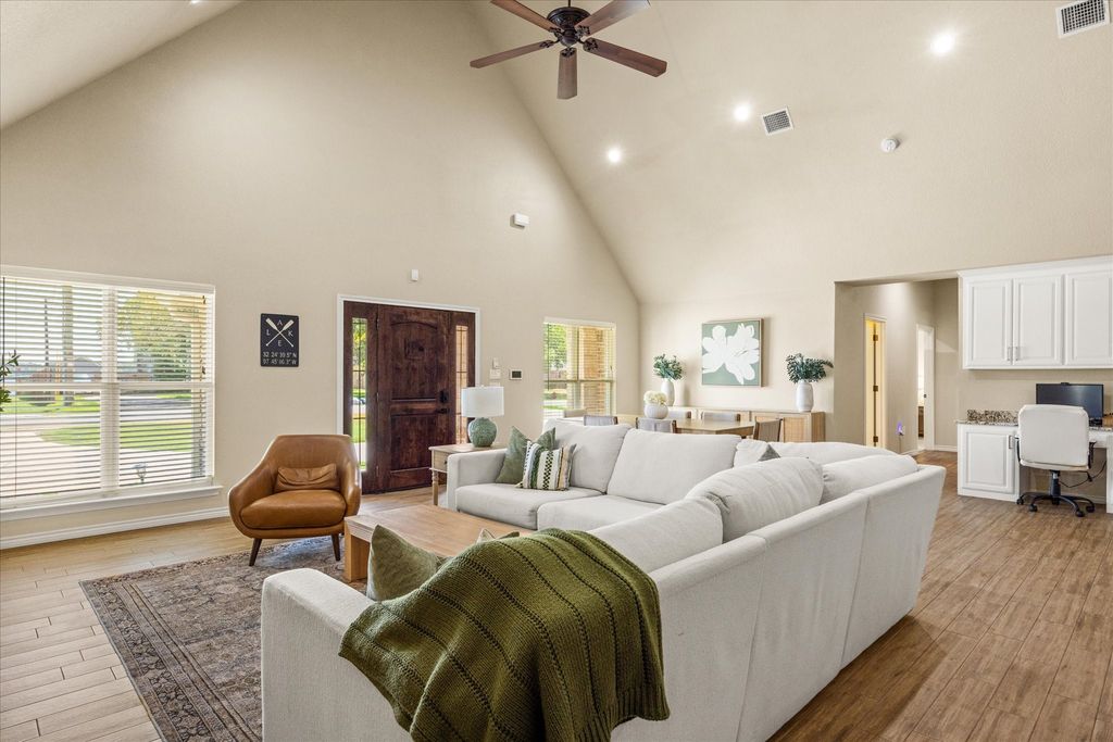 4100 Apache Trail Court, Granbury, TX 76048 — photo 4