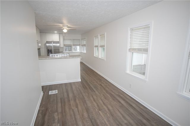 84 Thames Avenue, Bedford, OH 44146