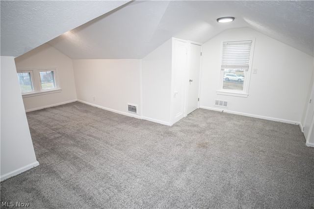 84 Thames Avenue, Bedford, OH 44146