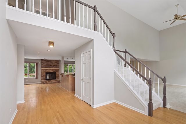 1413 Annie Lane, Libertyville, IL 60048