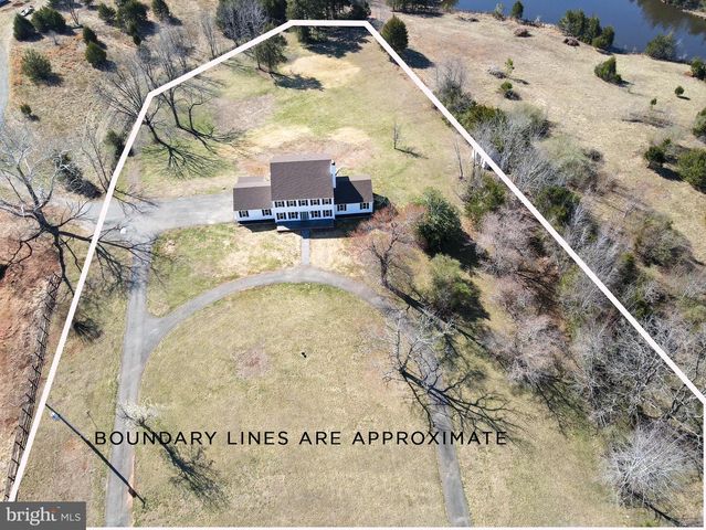 1950 CAMPBELL RD, Keswick, VA 22947