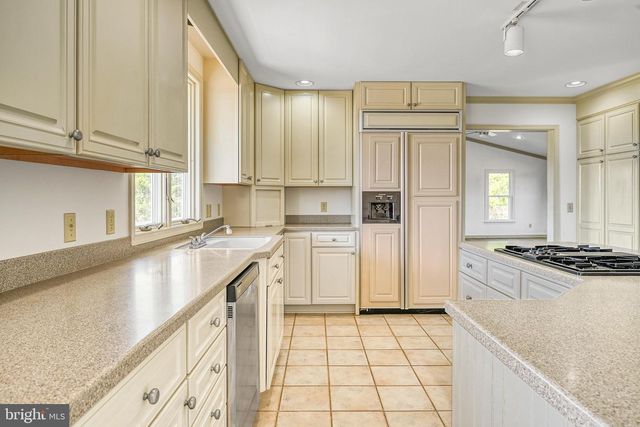 1950 CAMPBELL RD, Keswick, VA 22947