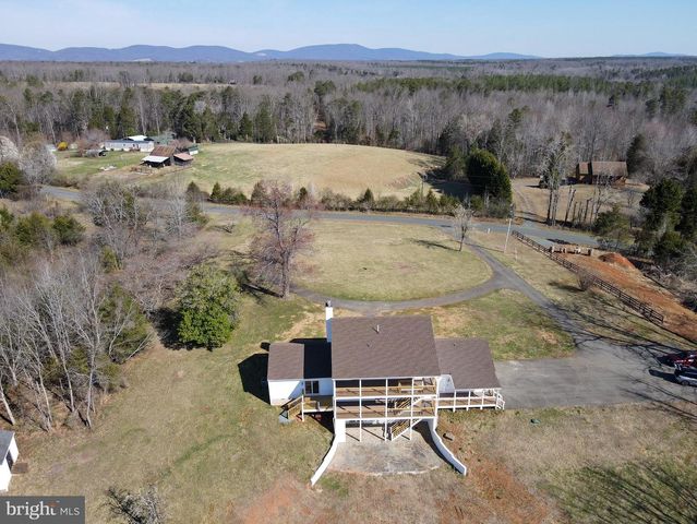 1950 CAMPBELL RD, Keswick, VA 22947