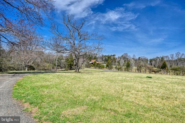 1950 CAMPBELL RD, Keswick, VA 22947