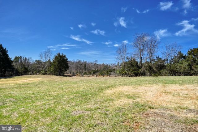 1950 CAMPBELL RD, Keswick, VA 22947