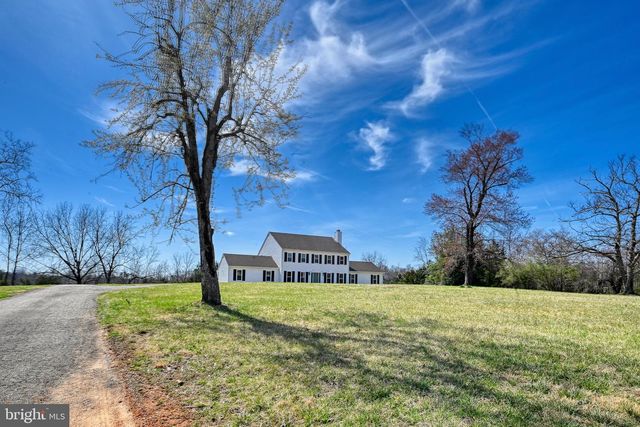 1950 CAMPBELL RD, Keswick, VA 22947