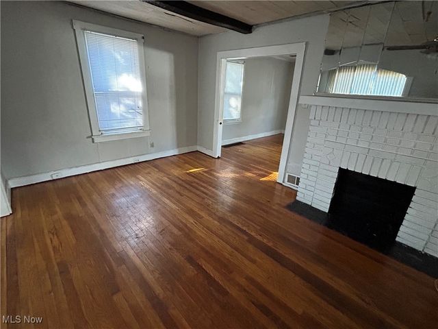 13818 Courtland Avenue, Cleveland, OH 44111