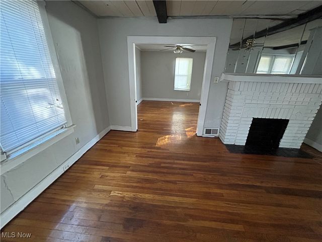 13818 Courtland Avenue, Cleveland, OH 44111