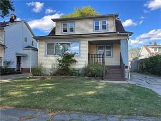 13818 Courtland Avenue, Cleveland, OH 44111