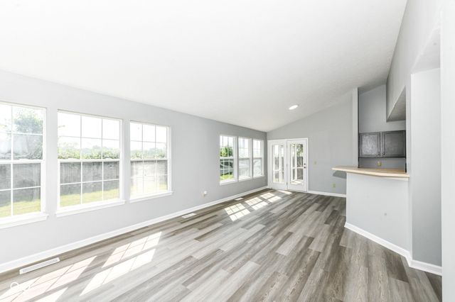 6384 Hillview Circle, Fishers, IN 46038