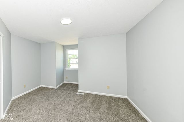 6384 Hillview Circle, Fishers, IN 46038