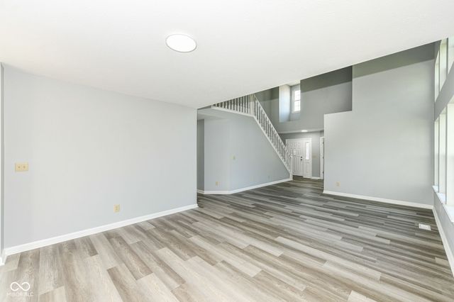 6384 Hillview Circle, Fishers, IN 46038