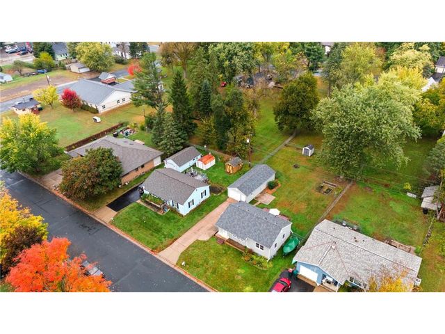 709 Saint Croix Street, Hudson, WI 54016