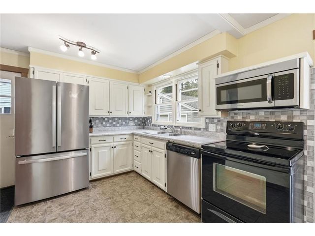 709 Saint Croix Street, Hudson, WI 54016