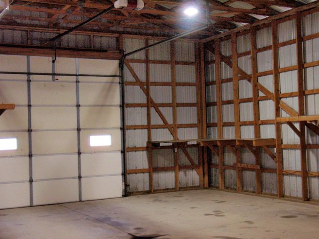 7402 S 800 E, Hamilton, IN 46761