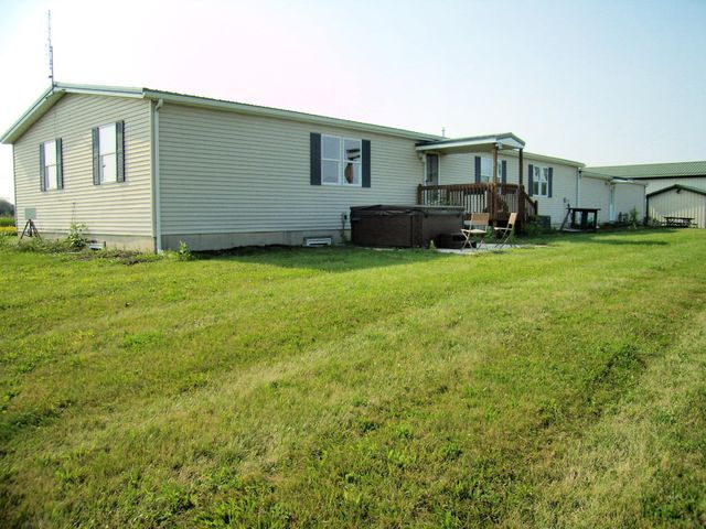 7402 S 800 E, Hamilton, IN 46761