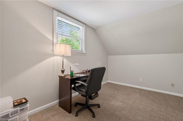 119 Tanbark LN, Williamsburg, VA 23188