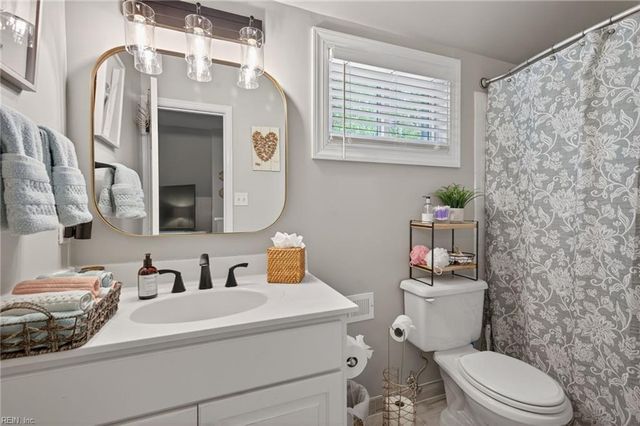 119 Tanbark LN, Williamsburg, VA 23188