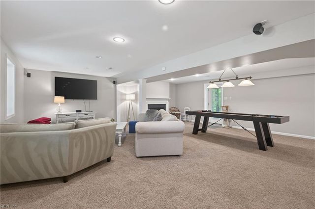 119 Tanbark LN, Williamsburg, VA 23188