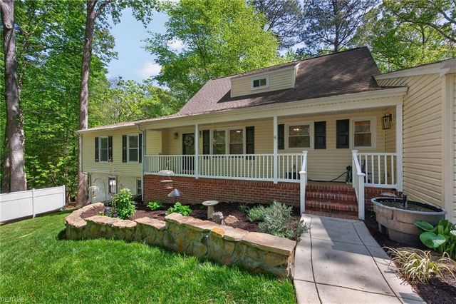 119 Tanbark LN, Williamsburg, VA 23188