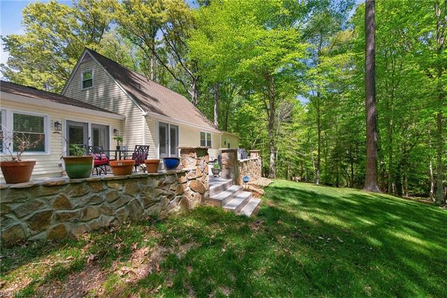 119 Tanbark LN, Williamsburg, VA 23188