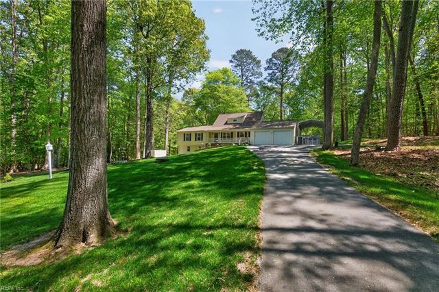 119 Tanbark LN, Williamsburg, VA 23188