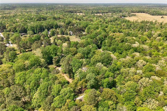 119 Tanbark LN, Williamsburg, VA 23188