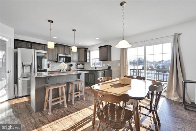 631 FIELDSTONE DR, Annville, PA 17003