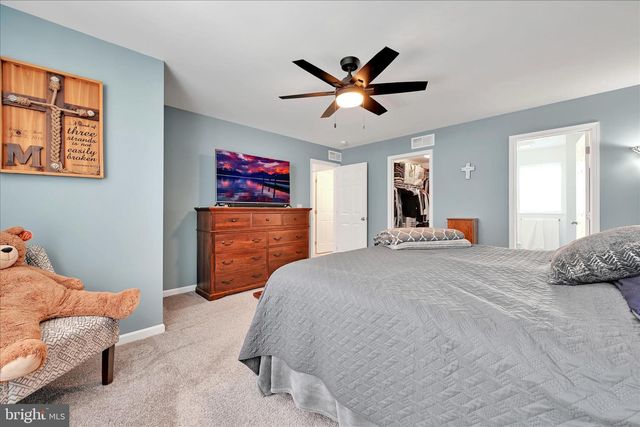 631 FIELDSTONE DR, Annville, PA 17003