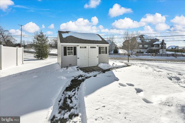 631 FIELDSTONE DR, Annville, PA 17003