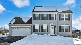 631 FIELDSTONE DR, Annville, PA 17003