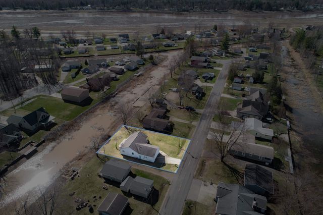 5367 Grouse Court, Beaverton, MI 48612