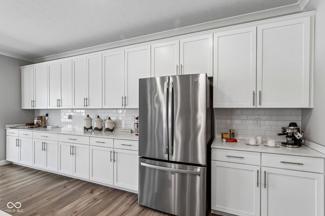 9847 Virginia Pine Drive, Fishers, IN 46040