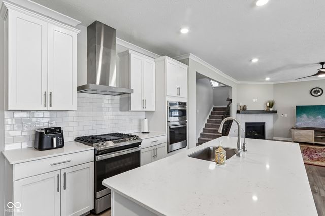 9847 Virginia Pine Drive, Fishers, IN 46040