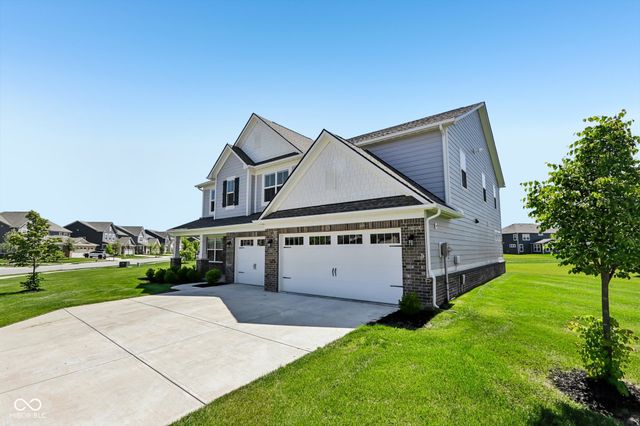 9847 Virginia Pine Drive, Fishers, IN 46040