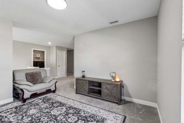9847 Virginia Pine Drive, Fishers, IN 46040