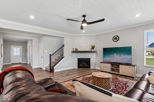 9847 Virginia Pine Drive, Fishers, IN 46040
