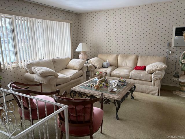 2191 Walsall Street, Seaford, NY 11783